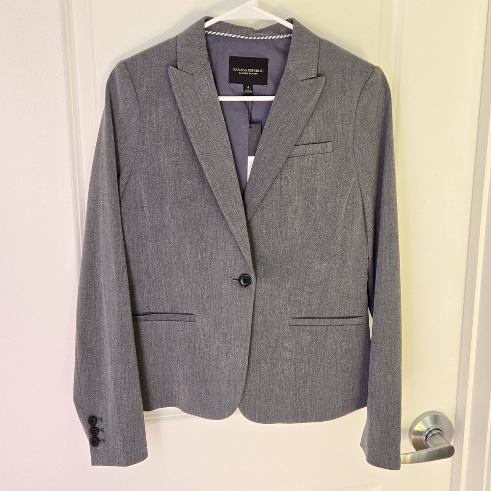 NWT Banana Republic Gray All-Season One-Button Classic Blazer Sz 4